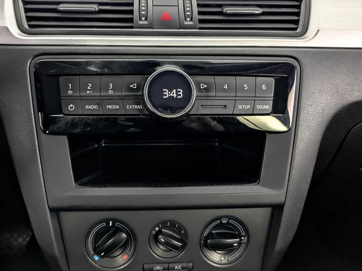 Купить Skoda Rapid, 2015, 177 980 км.. Фото: #12