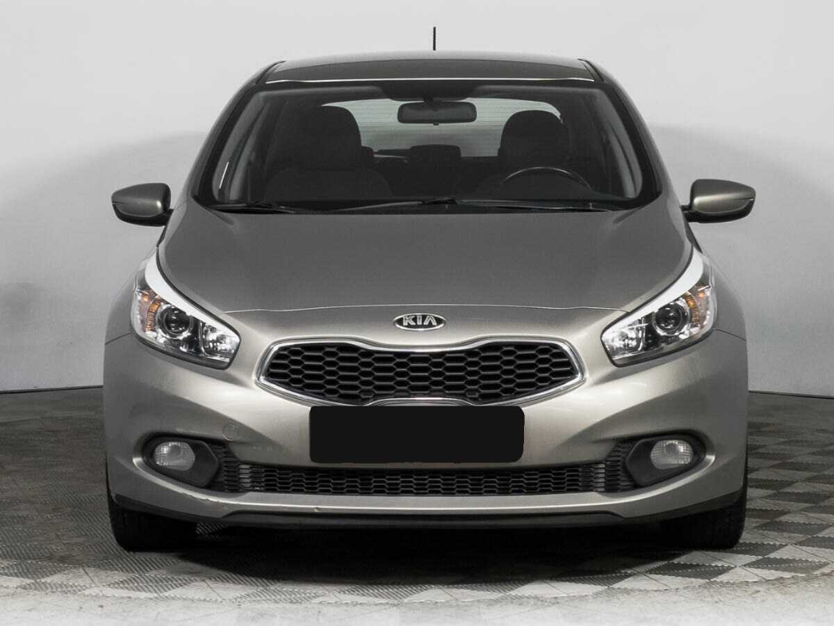 Купить Kia Ceed, 2015, 106 300 км.. Фото: #1
