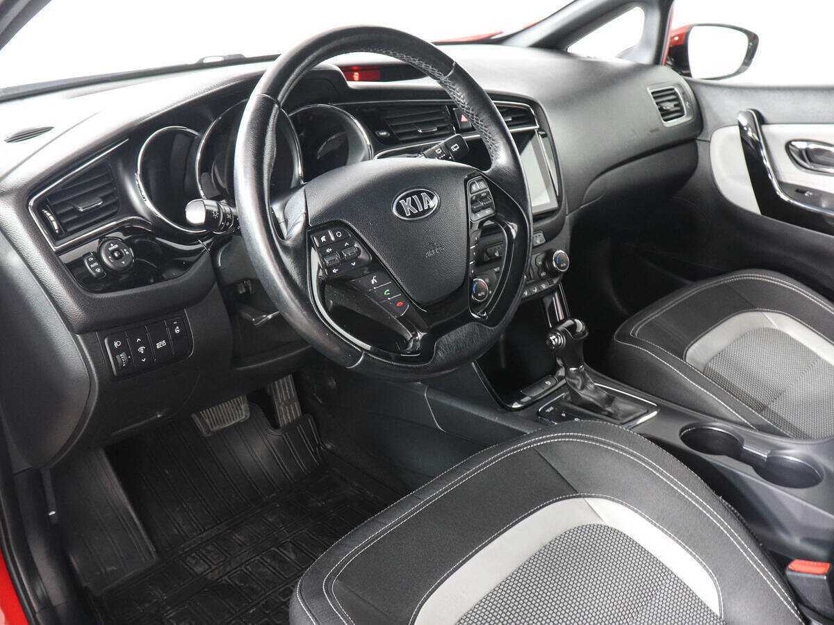 Купить Kia Ceed, 2017, 82 415 км.. Фото: #8