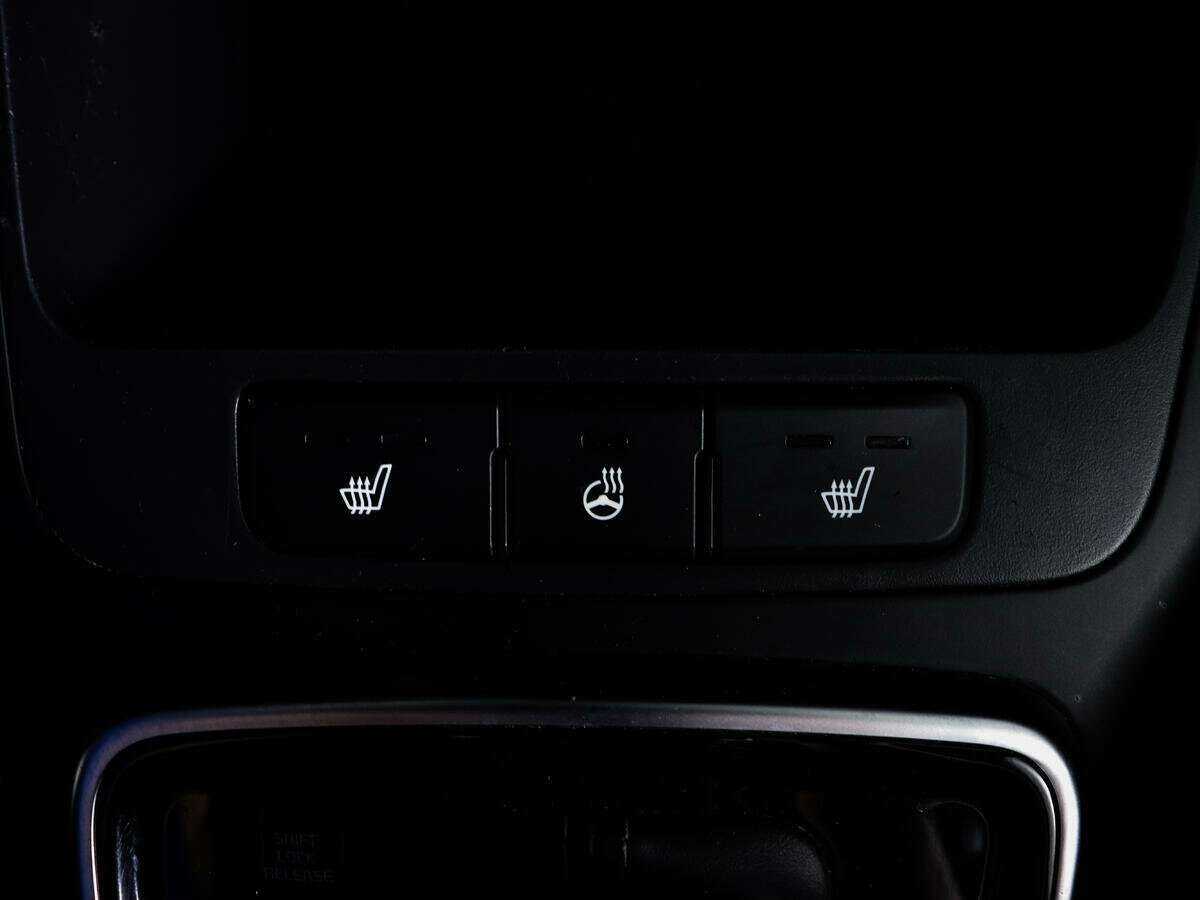 Купить Kia Rio, 2019, 91 600 км.. Фото: #21