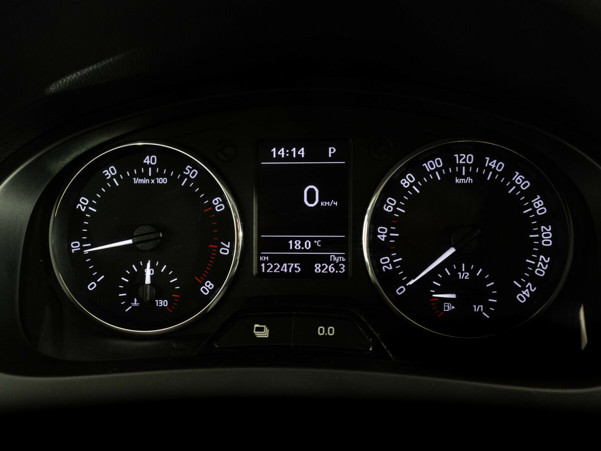 Купить Skoda Rapid, 2015, 122 373 км.. Фото: #10