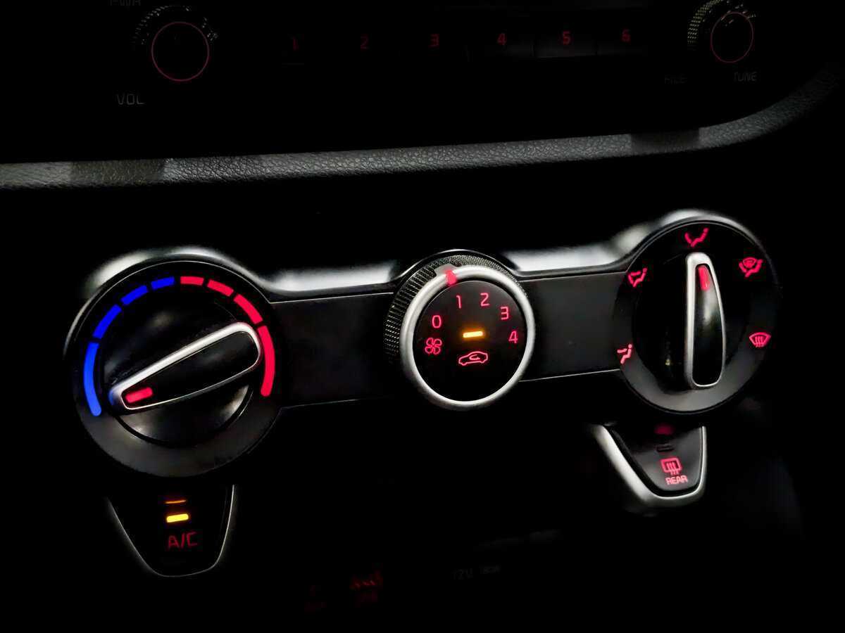 Купить Kia Rio, 2020, 152 091 км.. Фото: #22