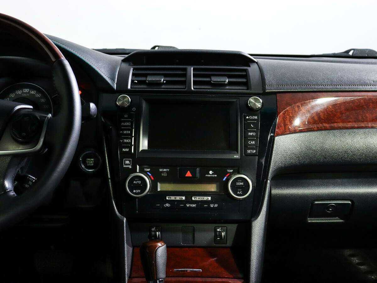 Купить Toyota Camry, 2012, 388 525 км.. Фото: #10