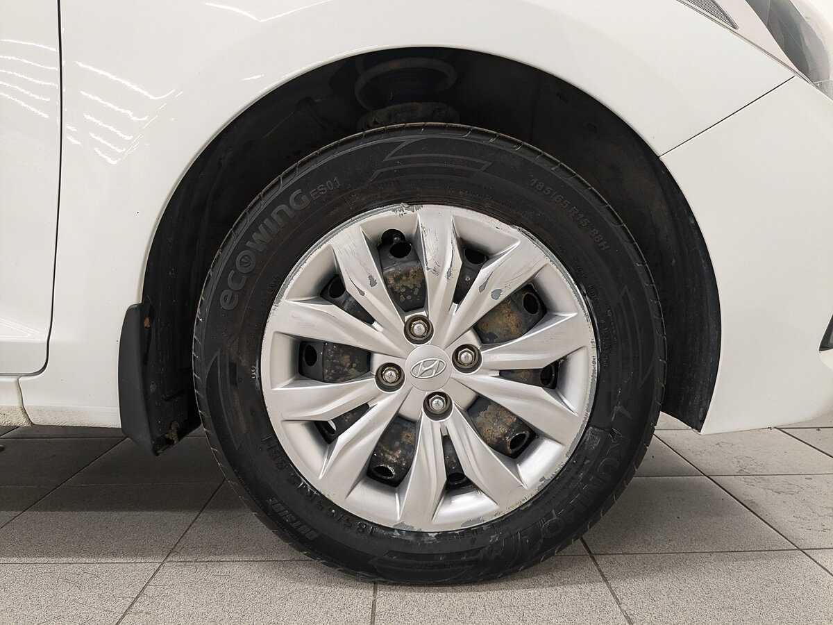 Купить Hyundai Solaris, 2017, 88 966 км.. Фото: #11