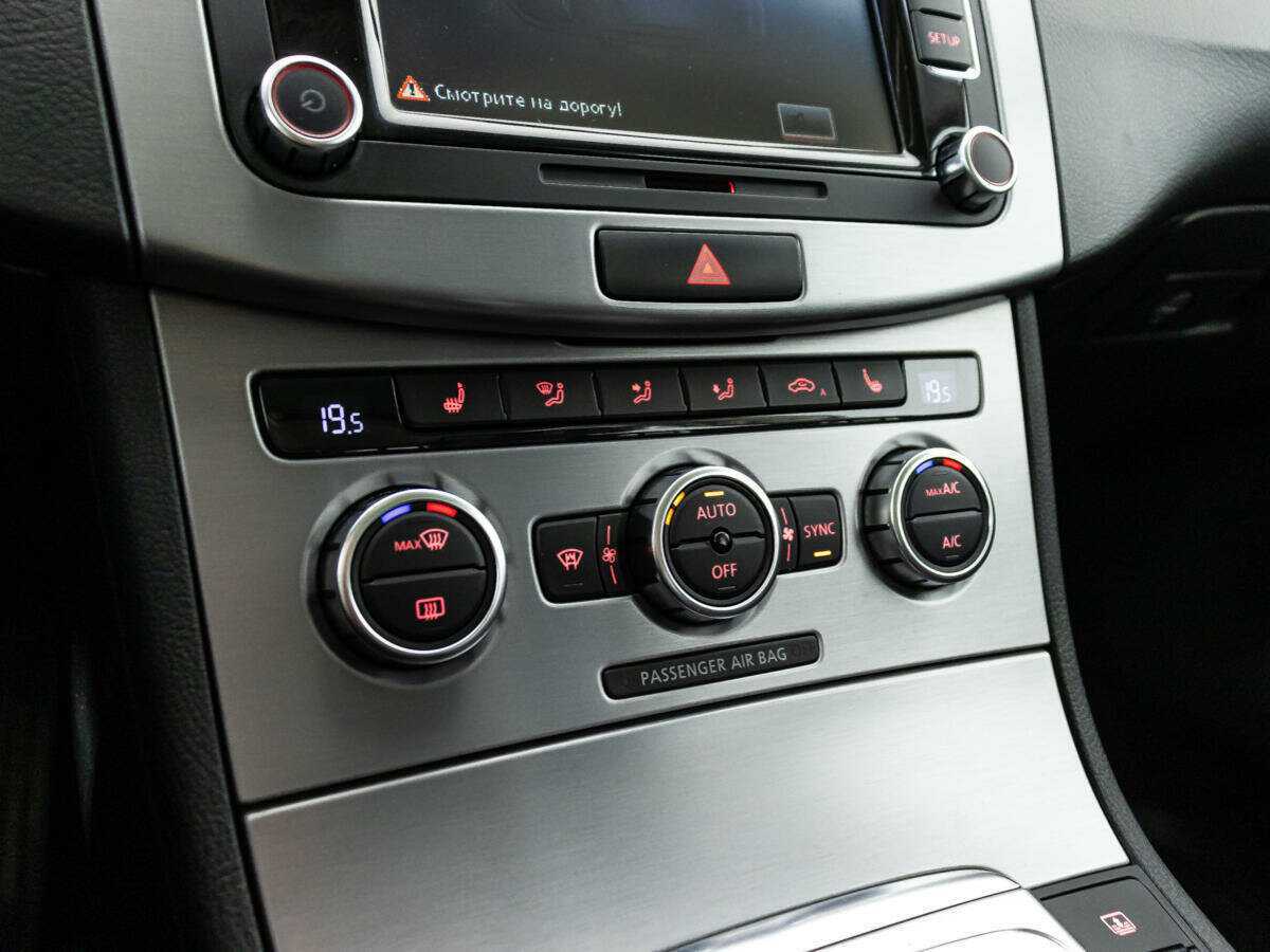 Купить Volkswagen Passat CC, 2013, 132 635 км.. Фото: #15