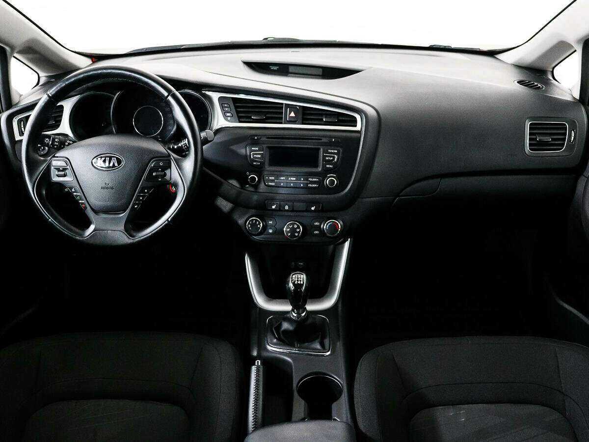 Купить Kia Ceed, 2015, 94 886 км.. Фото: #11
