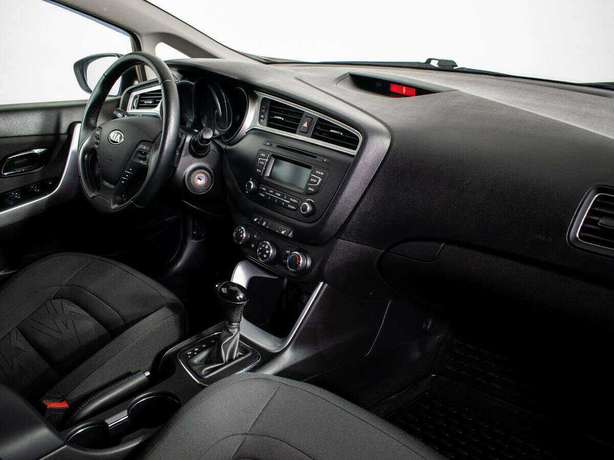 Купить Kia Ceed, 2017, 60 112 км.. Фото: #8