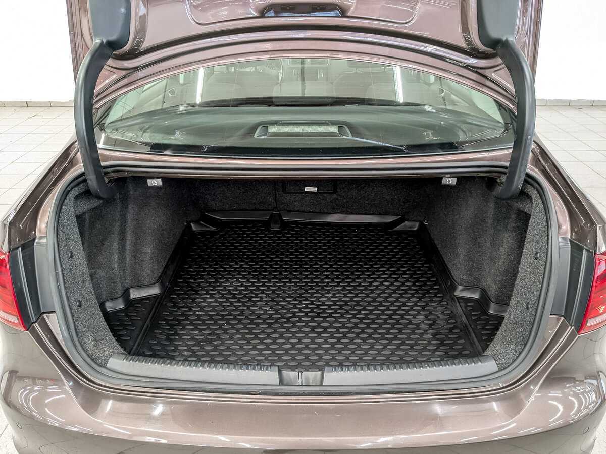 Купить Volkswagen Jetta, 2014, 129 595 км.. Фото: #9