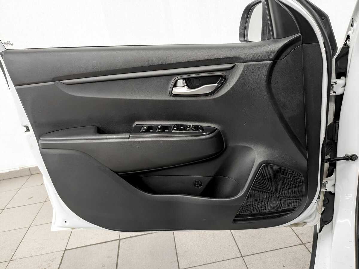 Купить Kia Rio, 2020, 204 028 км.. Фото: #17