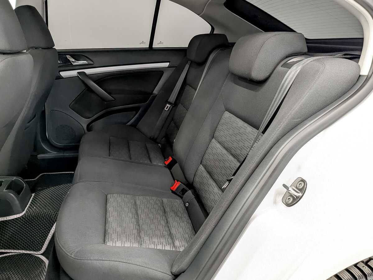 Купить Skoda Octavia, 2013, 162 320 км.. Фото: #11