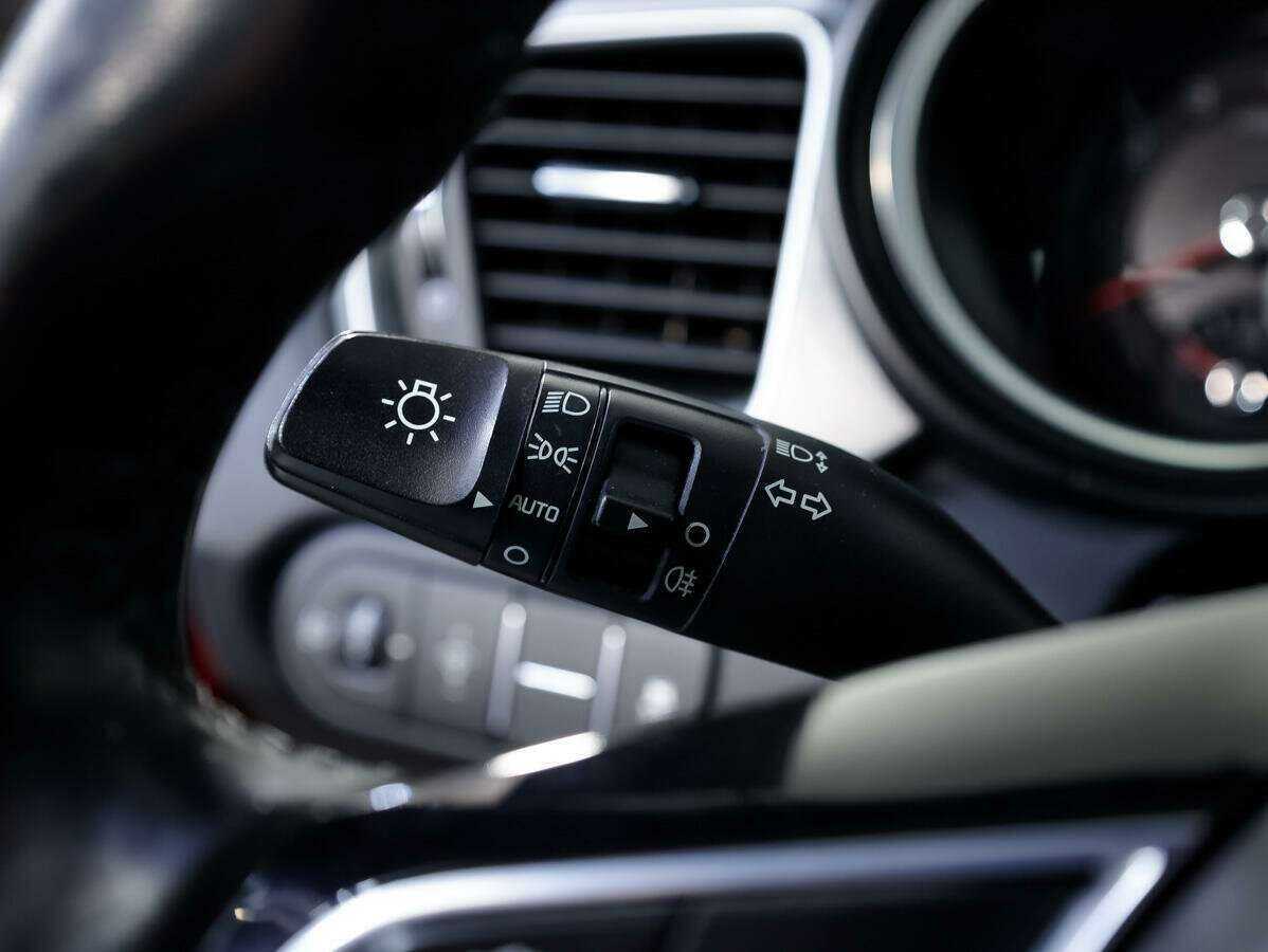 Купить Kia Ceed, 2019, 91 396 км.. Фото: #15