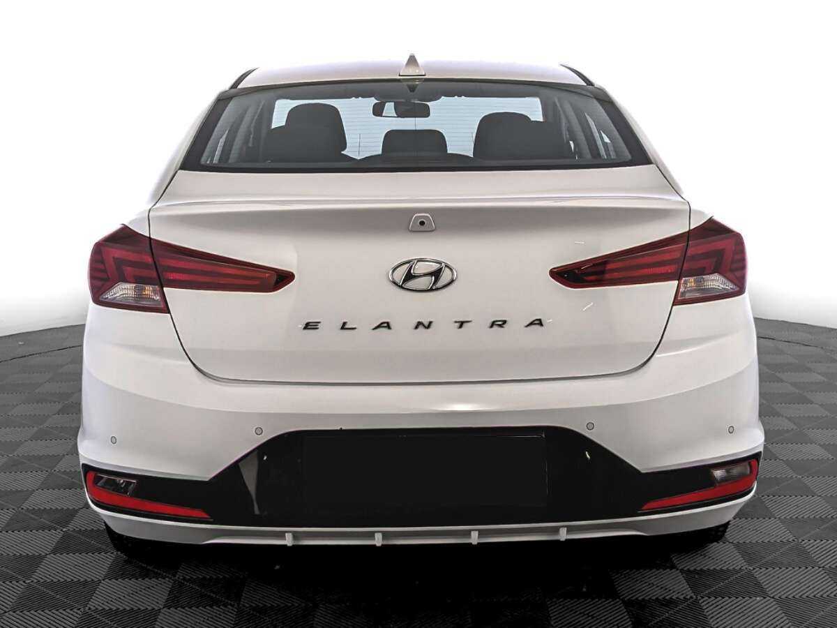 Купить Hyundai Elantra, 2020, 47 171 км.. Фото: #5