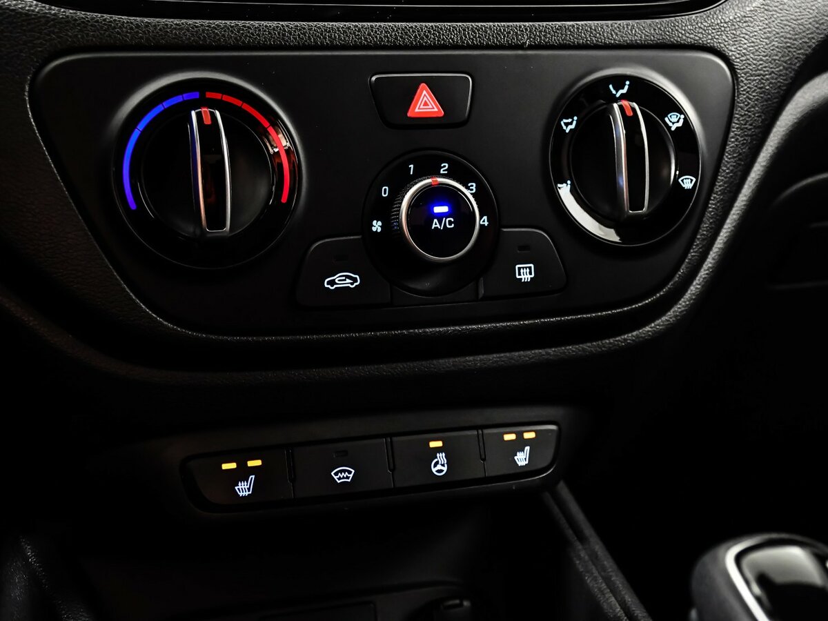 Купить Hyundai Solaris, 2020, 120 002 км.. Фото: #12