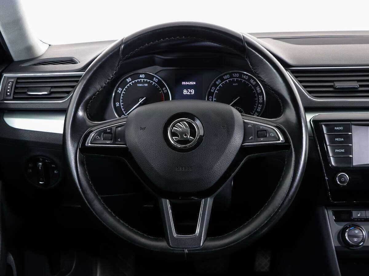 Купить Skoda Superb, 2016, 116 360 км.. Фото: #9