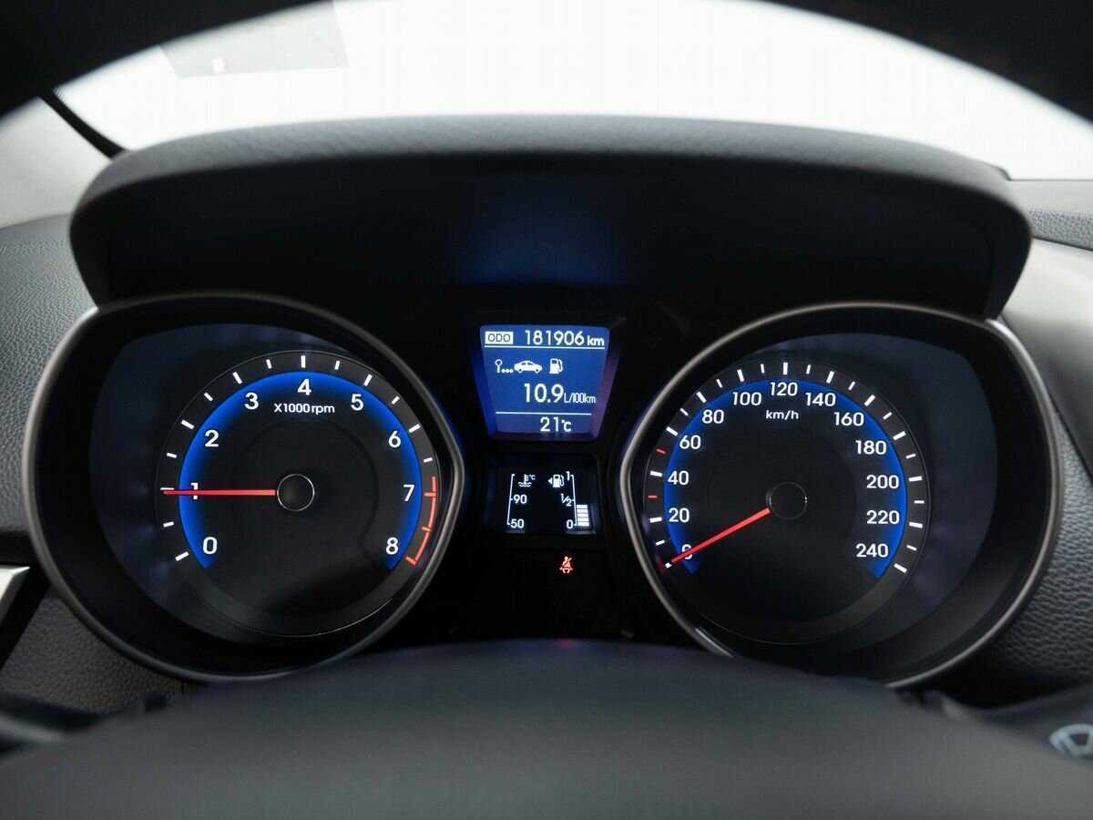 Купить Hyundai i30, 2013, 181 905 км.. Фото: #14