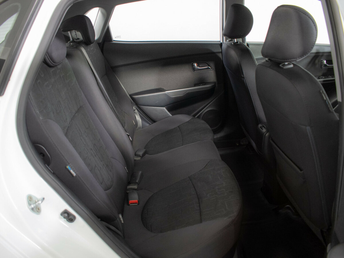 Купить Kia Rio, 2016, 70 101 км.. Фото: #9