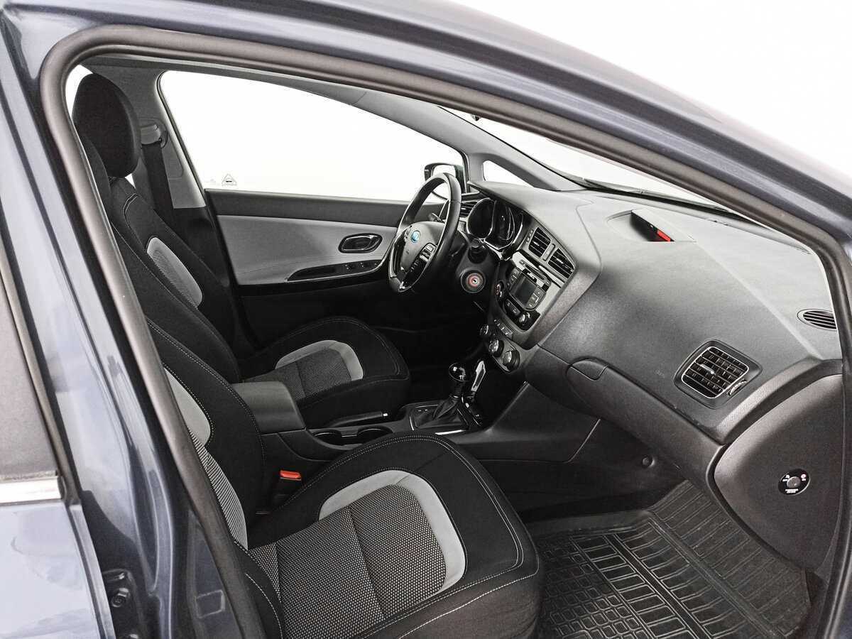 Купить Kia Ceed, 2014, 97 594 км.. Фото: #8