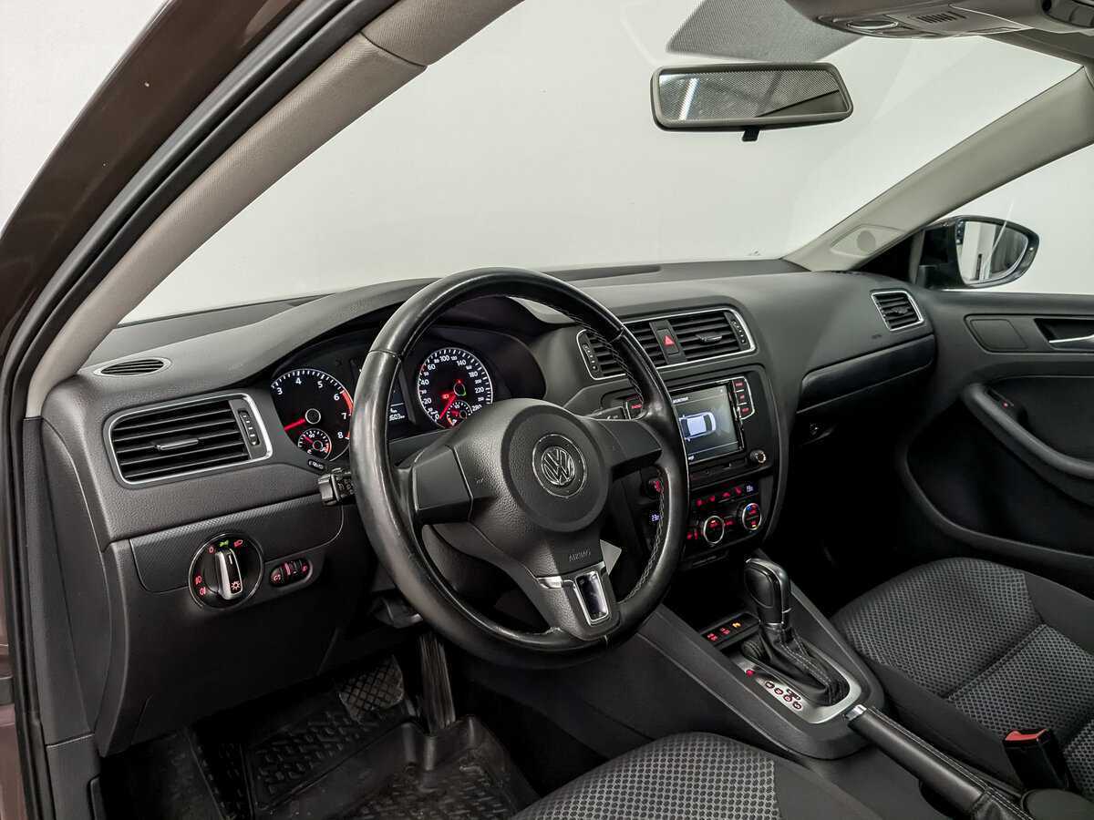 Купить Volkswagen Jetta, 2014, 129 595 км.. Фото: #15