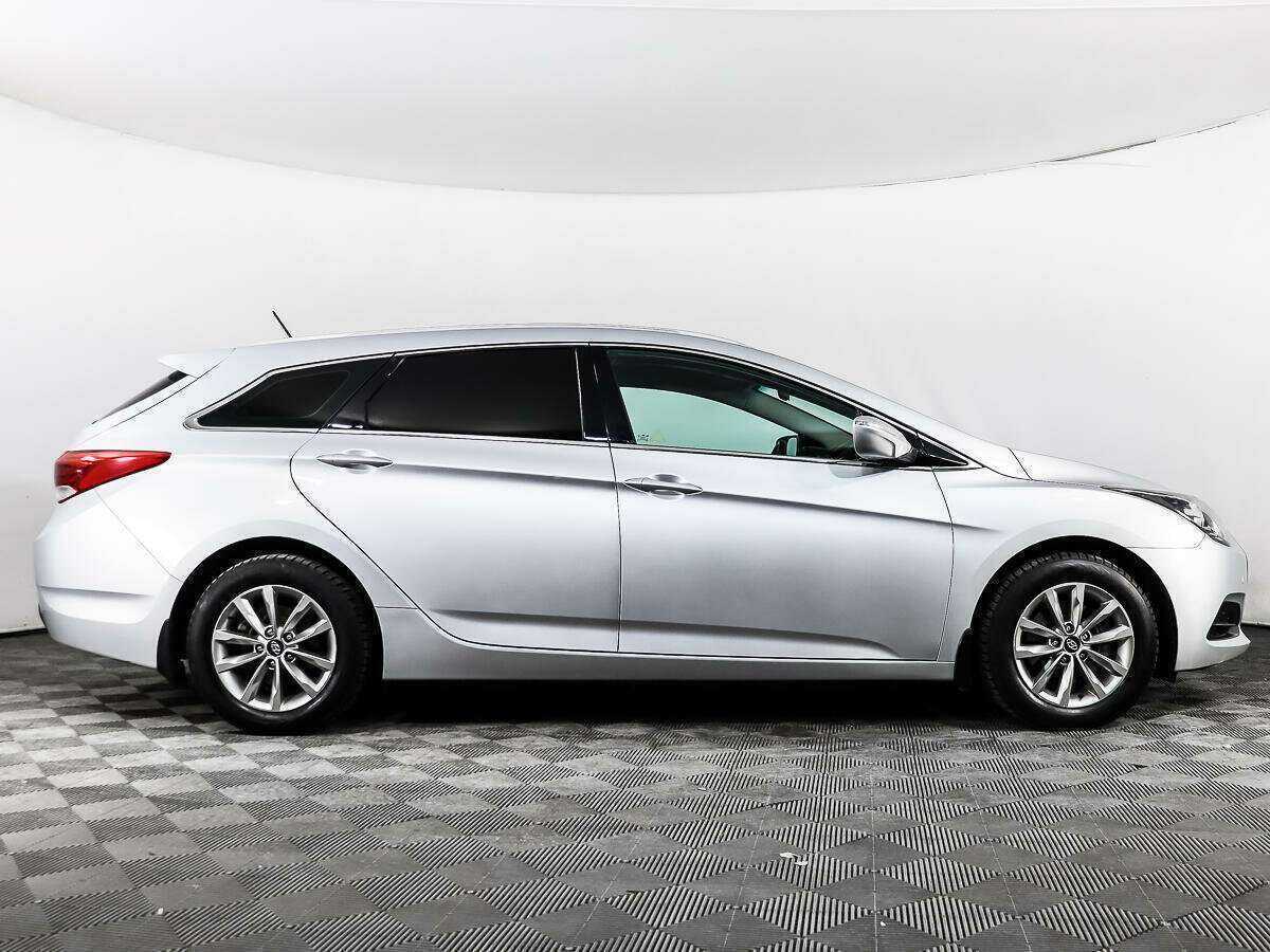 Купить Hyundai i40, 2016, 165 711 км.. Фото: #3