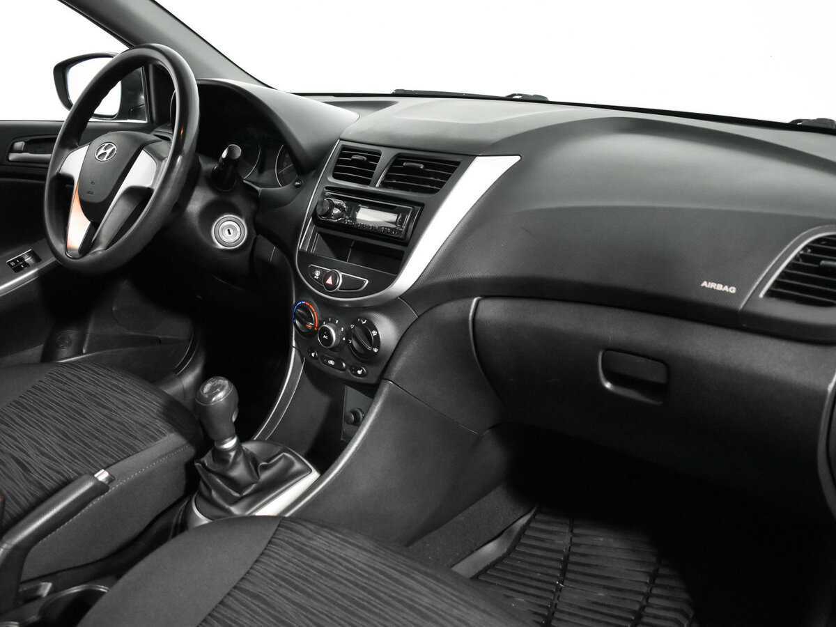 Купить Hyundai Solaris, 2016, 200 800 км.. Фото: #8