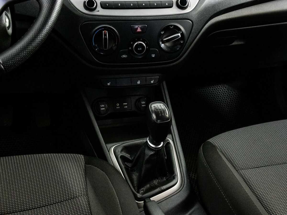 Купить Hyundai Solaris, 2018, 199 320 км.. Фото: #11