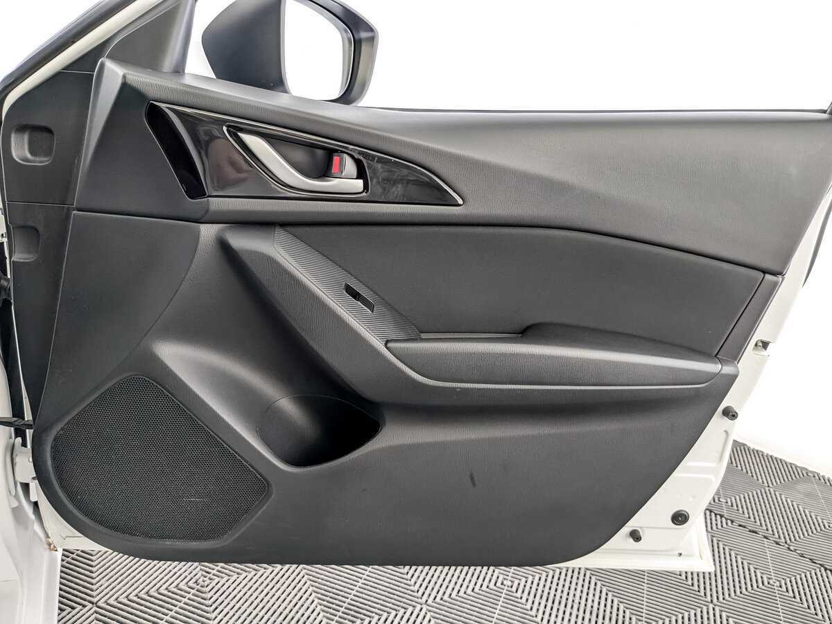 Купить Mazda 3, 2015, 116 000 км.. Фото: #23