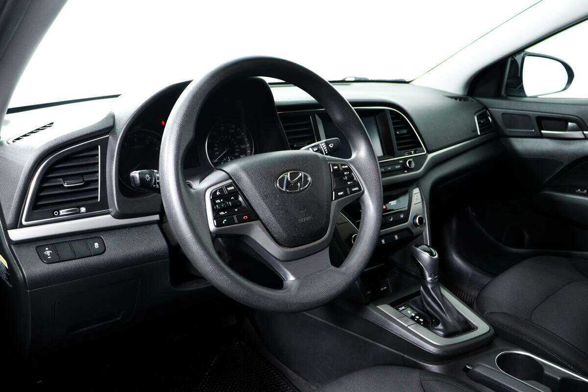 Купить Hyundai Elantra, 2018, 95 171 км.. Фото: #12