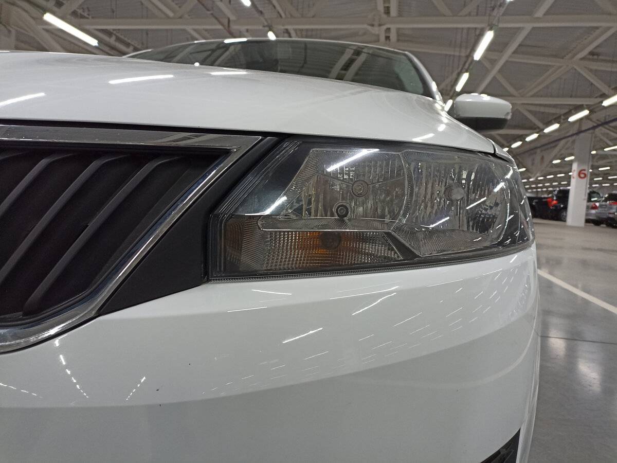 Купить Skoda Rapid, 2018, 71 741 км.. Фото: #16