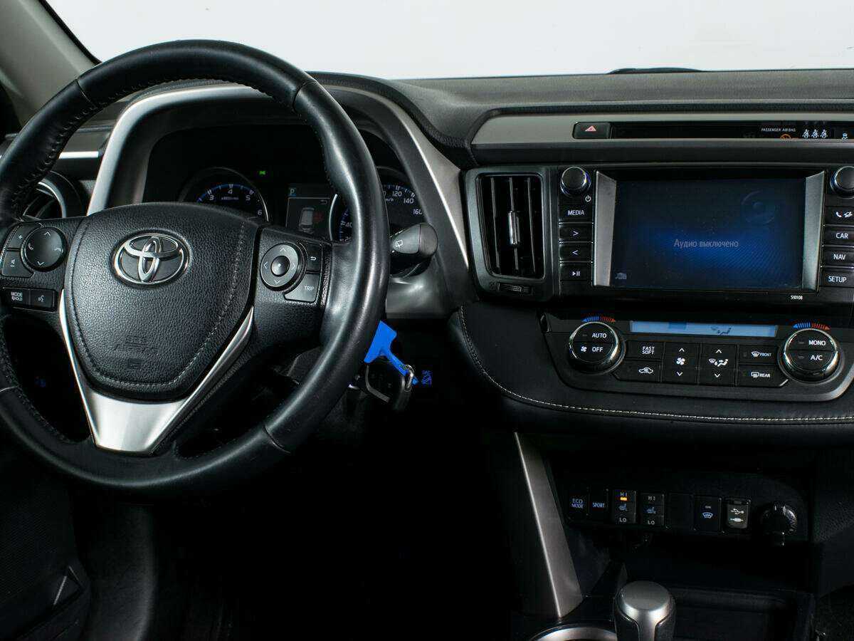 Купить Toyota RAV4, 2017, 142 159 км.. Фото: #10