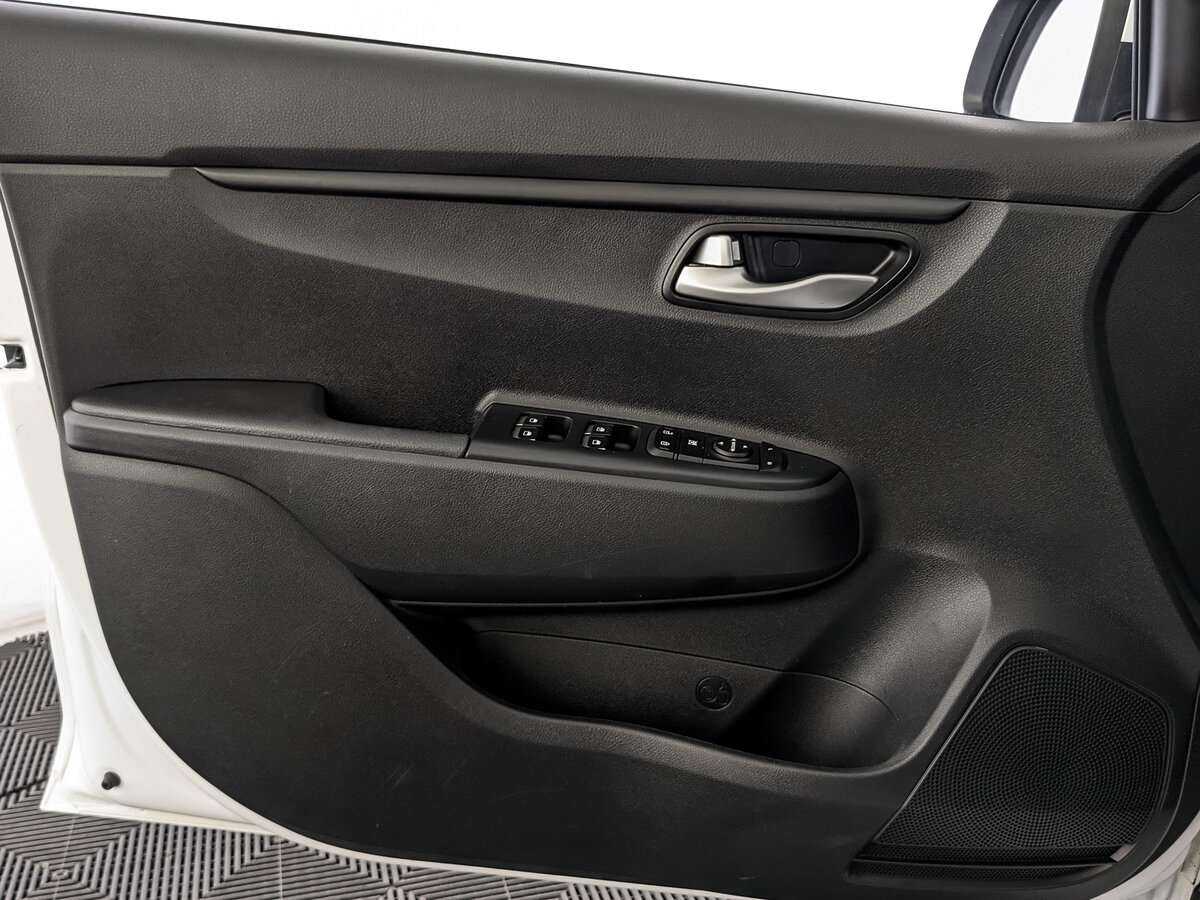 Купить Kia Rio, 2021, 39 314 км.. Фото: #14