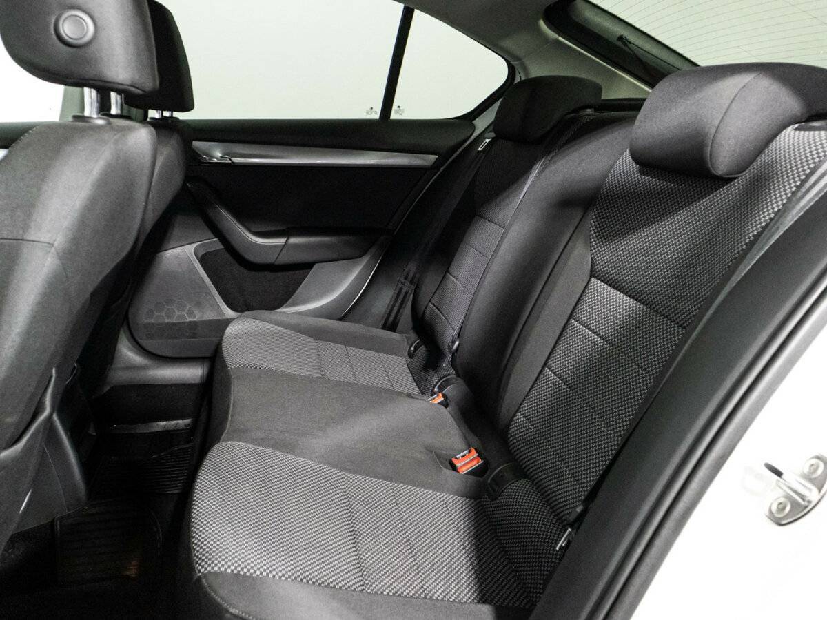 Купить Skoda Octavia, 2016, 52 622 км.. Фото: #9