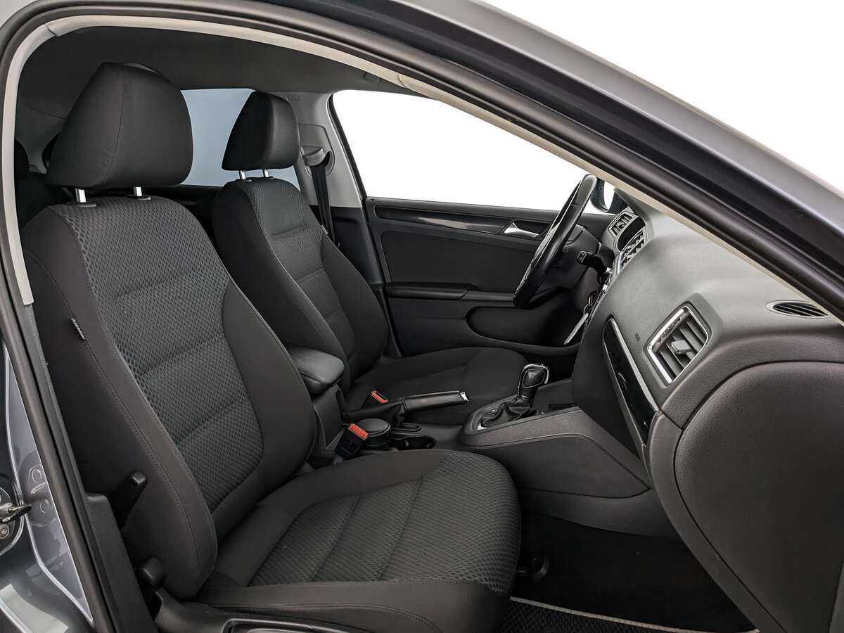 Купить Volkswagen Jetta, 2012, 125 436 км.. Фото: #17