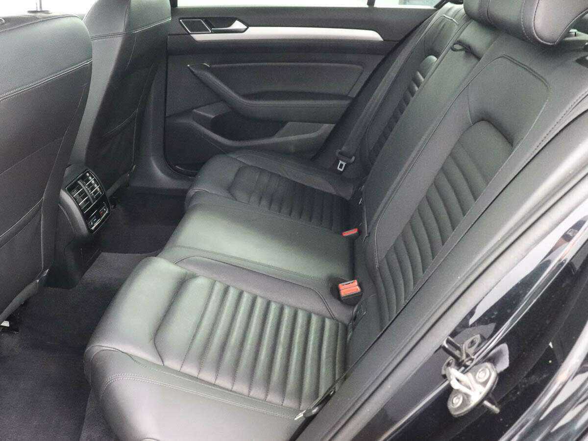 Купить Volkswagen Passat, 2017, 181 000 км.. Фото: #8