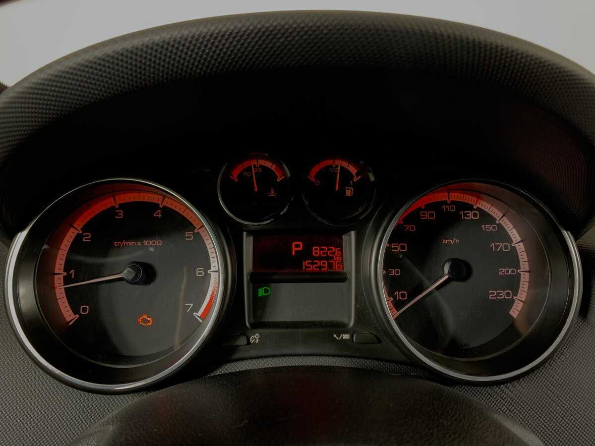 Купить Peugeot 308, 2012, 152 975 км.. Фото: #14