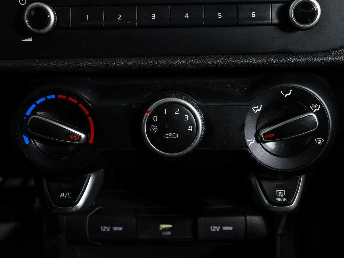 Купить Kia Rio, 2022, 47 000 км.. Фото: #17