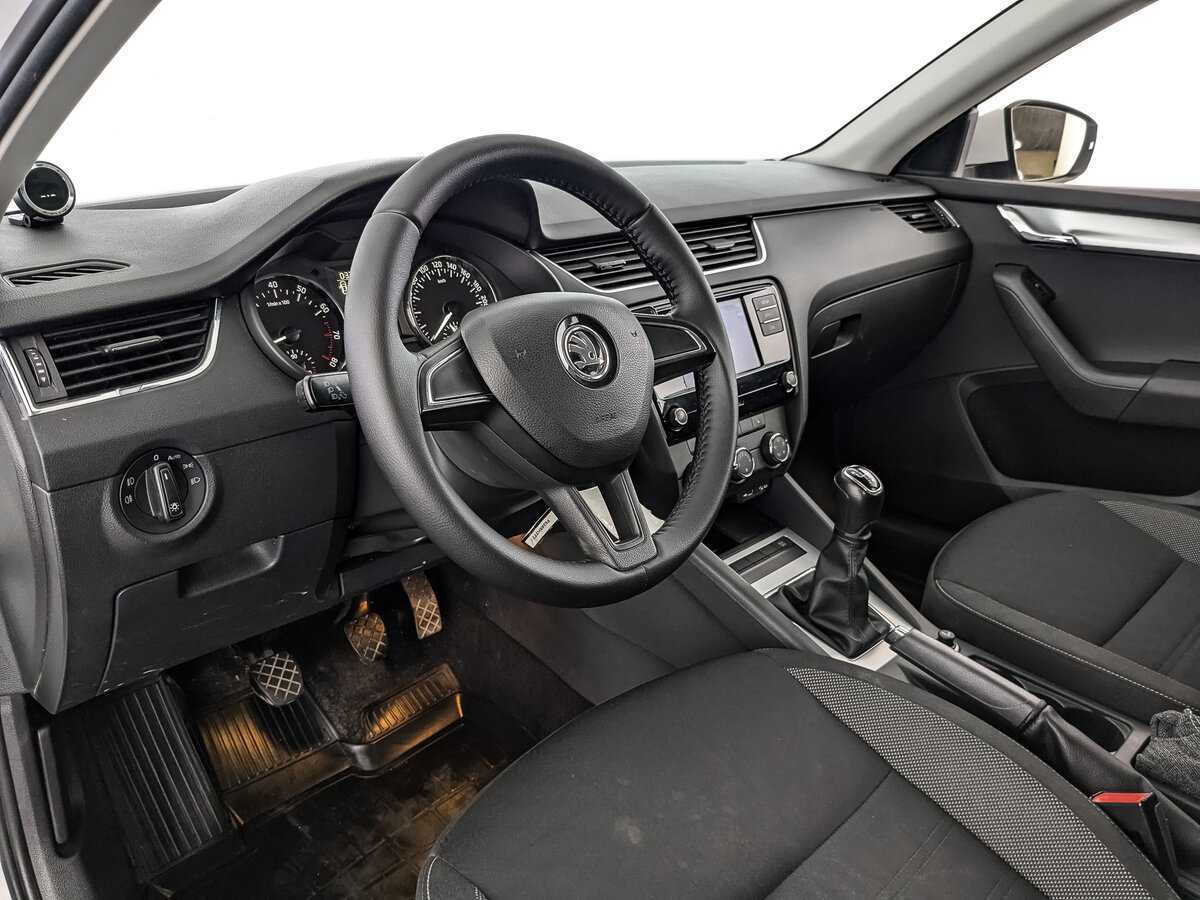 Купить Skoda Octavia, 2017, 144 758 км.. Фото: #10
