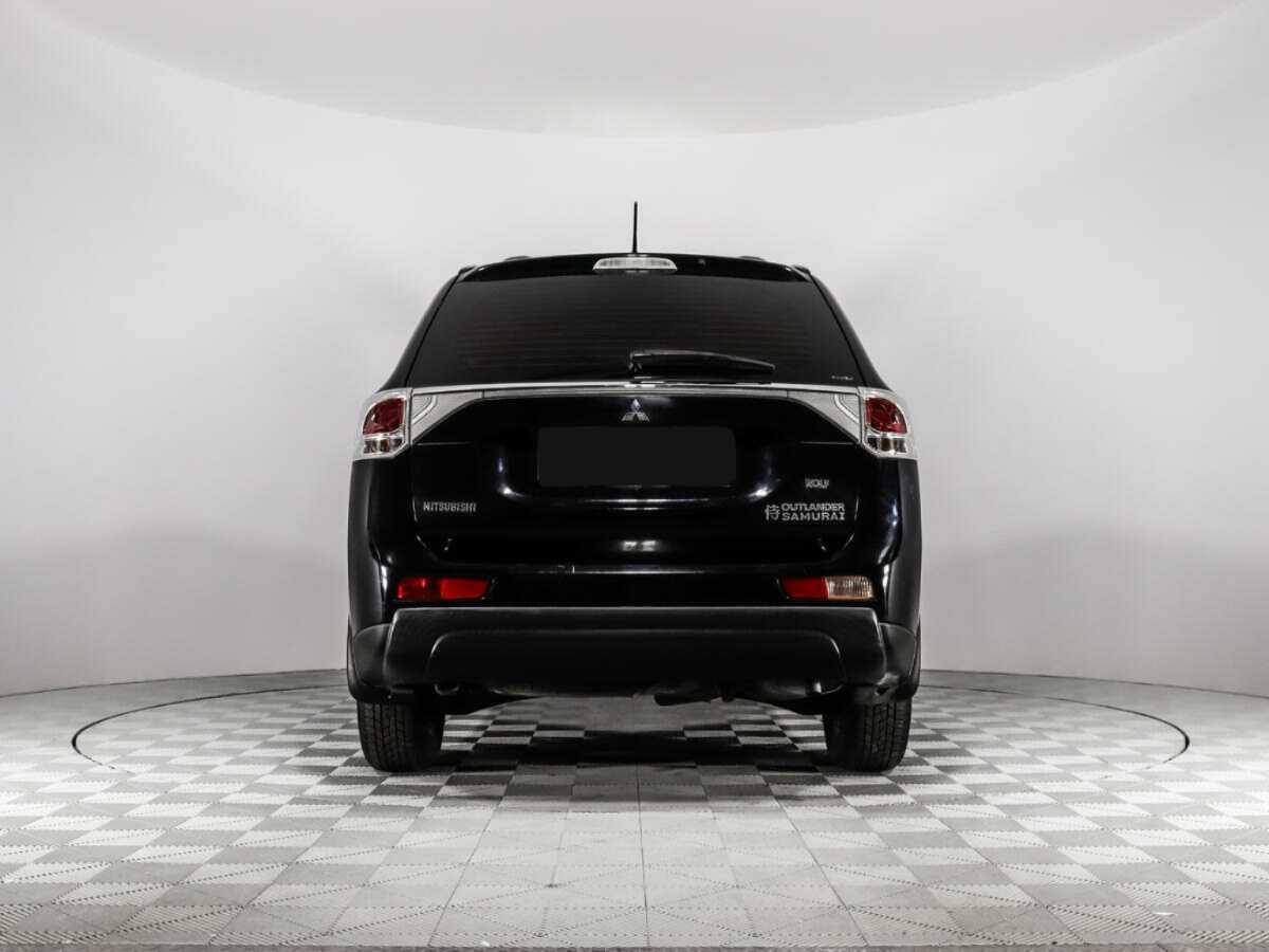 Купить Mitsubishi Outlander, 2014, 133 729 км.. Фото: #5