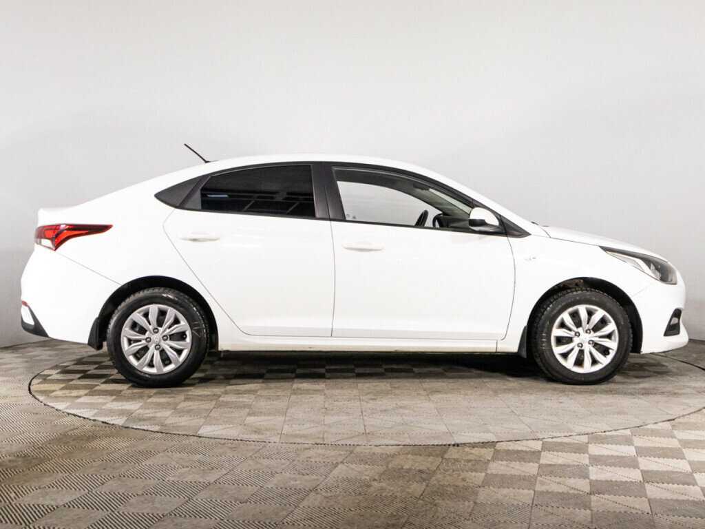 Купить Hyundai Solaris, 2017, 111 142 км.. Фото: #3