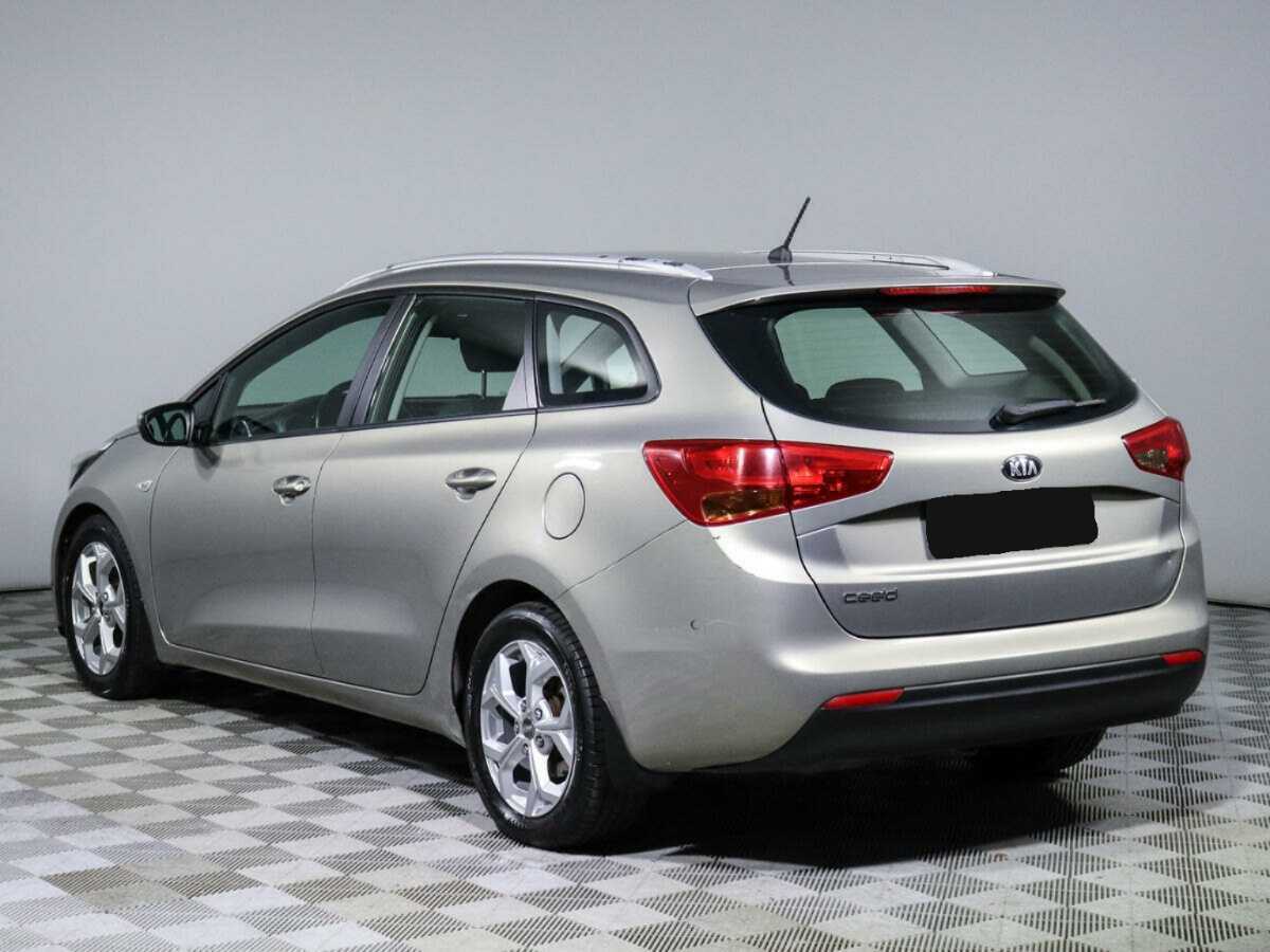 Купить Kia Ceed, 2013, 169 619 км.. Фото: #6