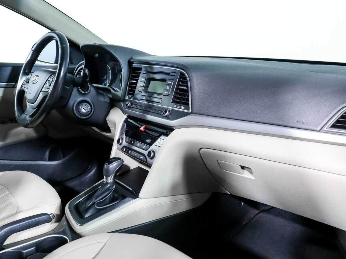 Купить Hyundai Elantra, 2018, 100 660 км.. Фото: #5