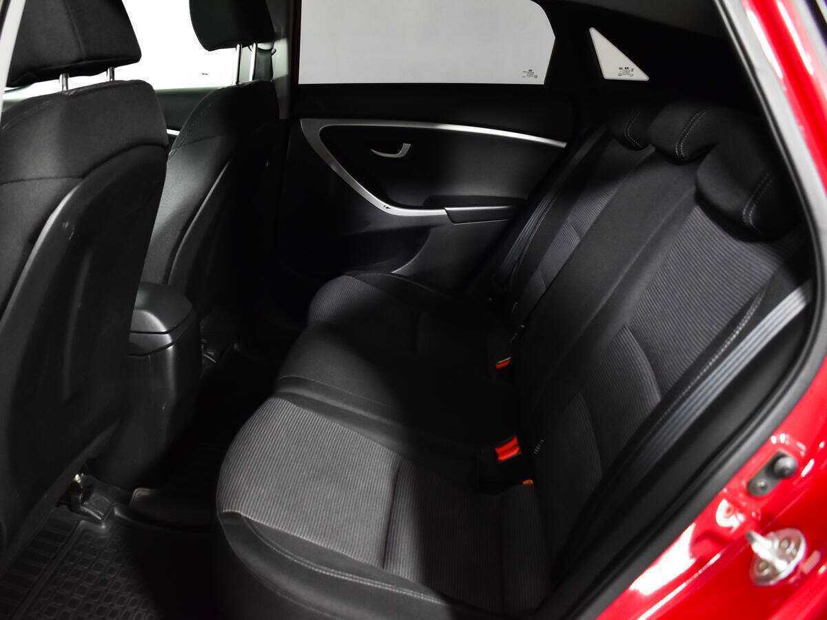 Купить Hyundai i30, 2014, 118 565 км.. Фото: #9