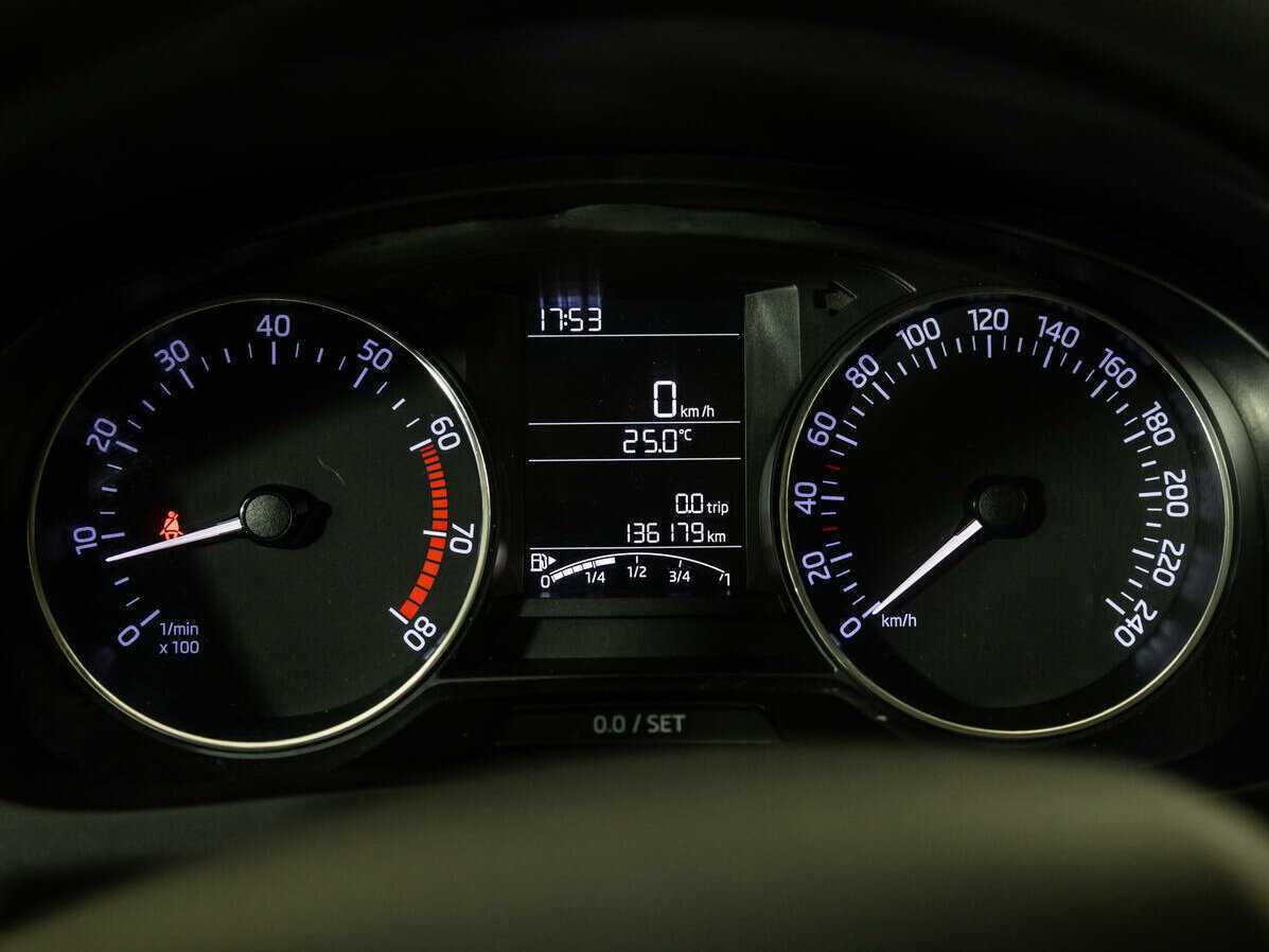 Купить Skoda Rapid, 2016, 136 176 км.. Фото: #9