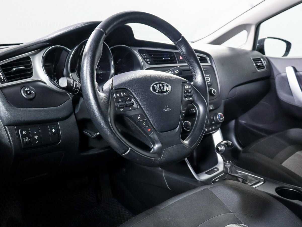 Купить Kia Ceed, 2016, 67 931 км.. Фото: #10