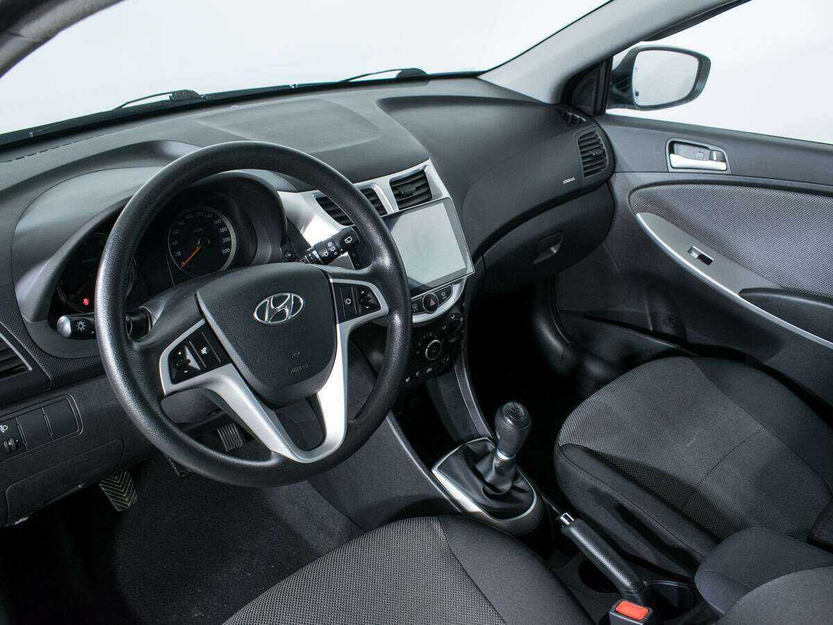 Купить Hyundai Solaris, 2012, 54 010 км.. Фото: #12