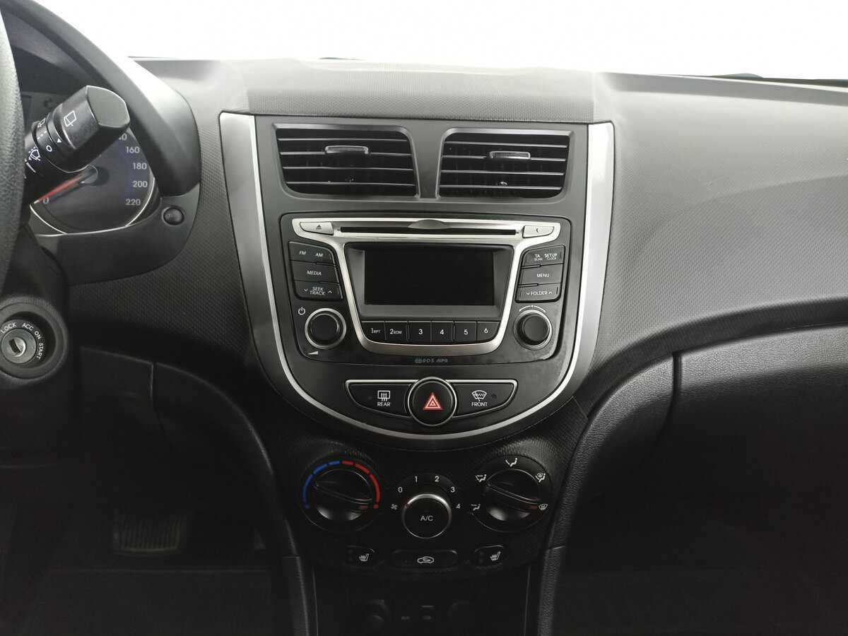 Купить Hyundai Solaris, 2016, 96 182 км.. Фото: #11