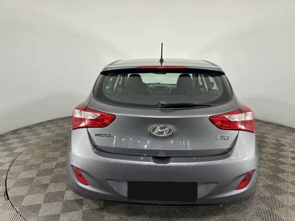 Купить Hyundai i30, 2012, 145 241 км.. Фото: #2