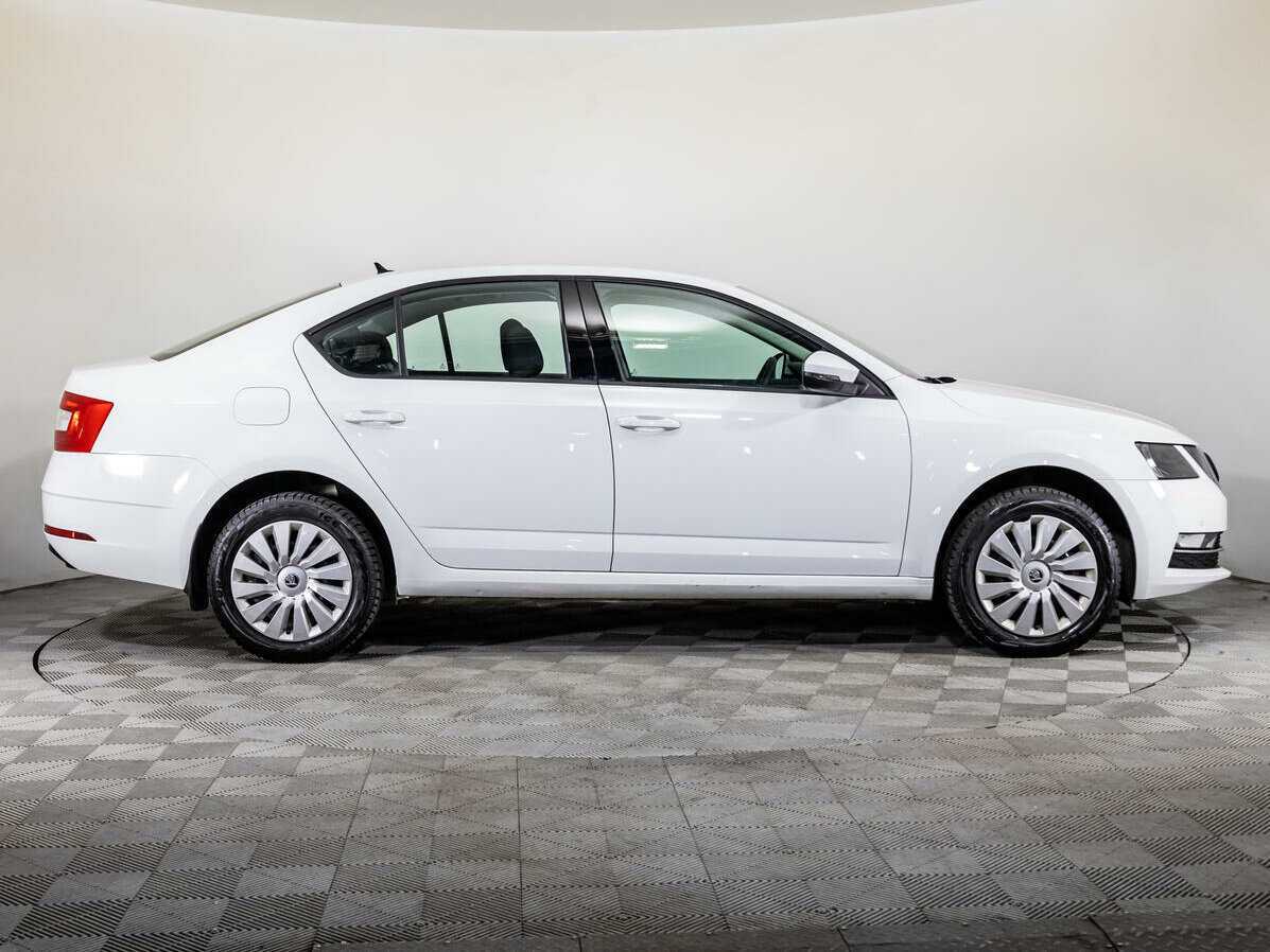 Купить Skoda Octavia, 2019, 49 208 км.. Фото: #3