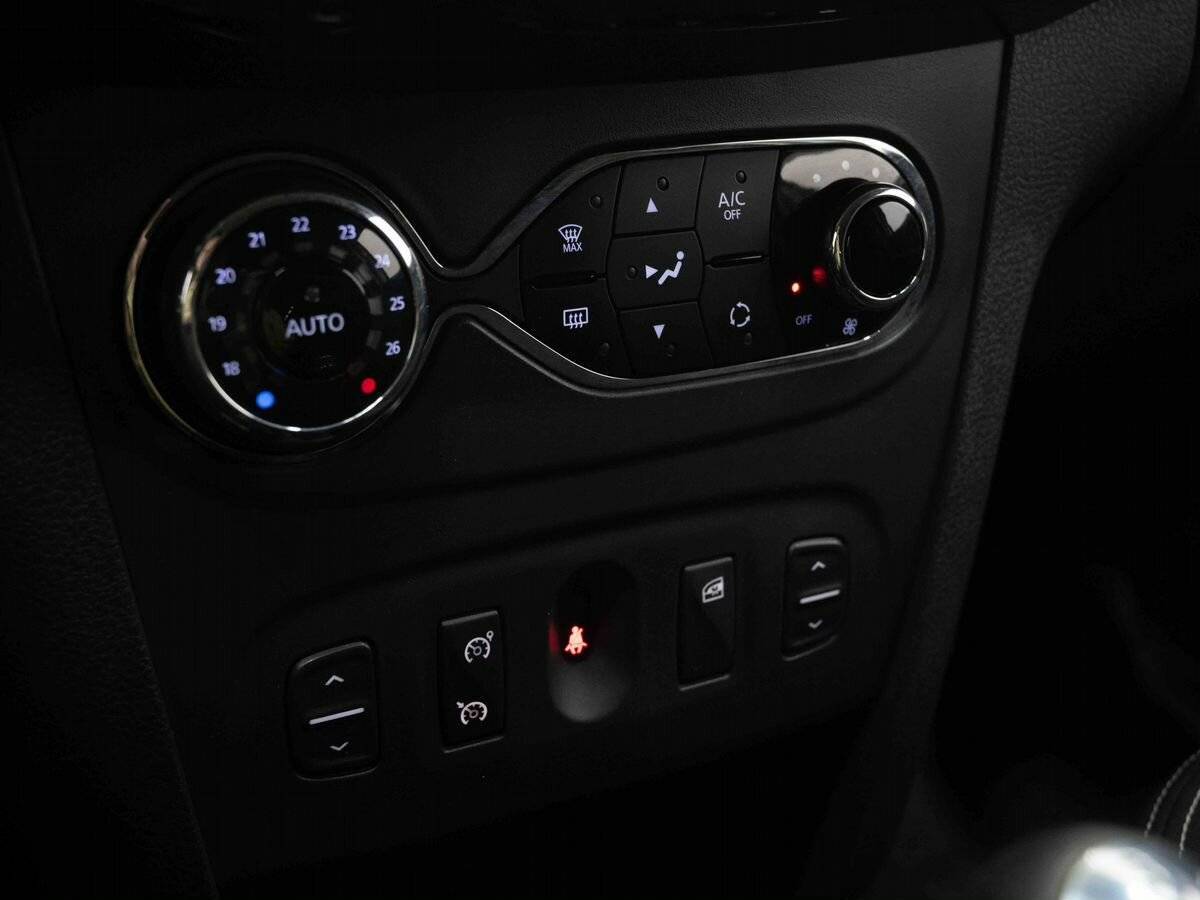 Купить Renault Sandero, 2016, 210 994 км.. Фото: #20