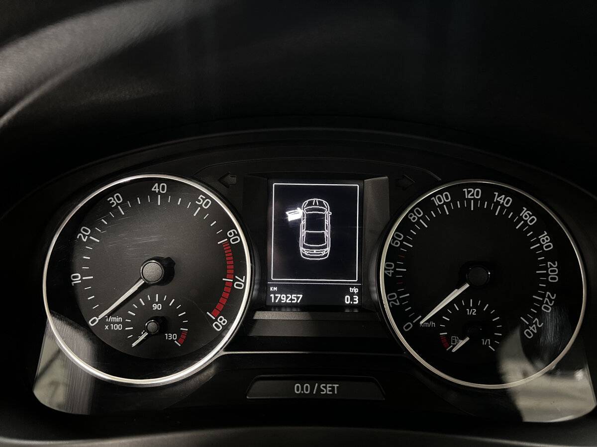 Купить Skoda Rapid, 2016, 179 257 км.. Фото: #12