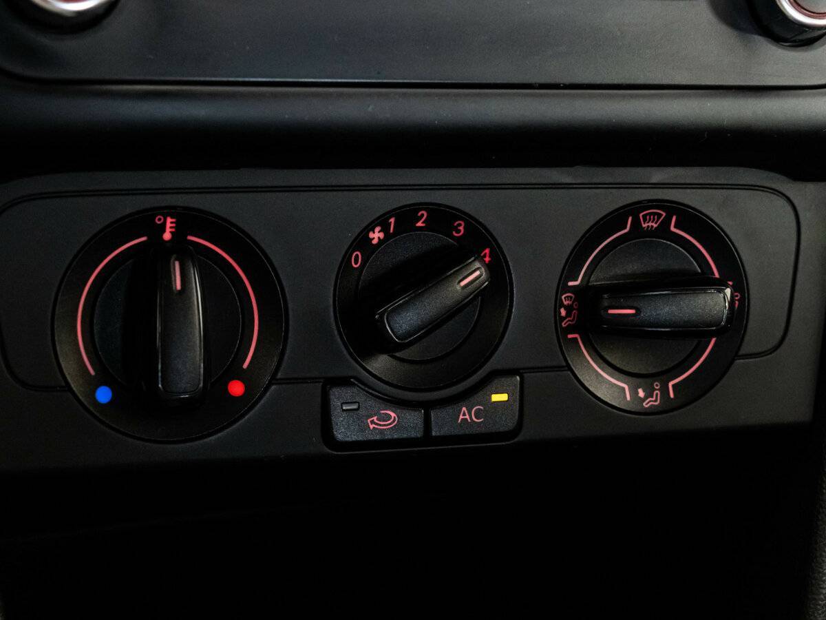 Купить Volkswagen Polo, 2012, 112 998 км.. Фото: #13